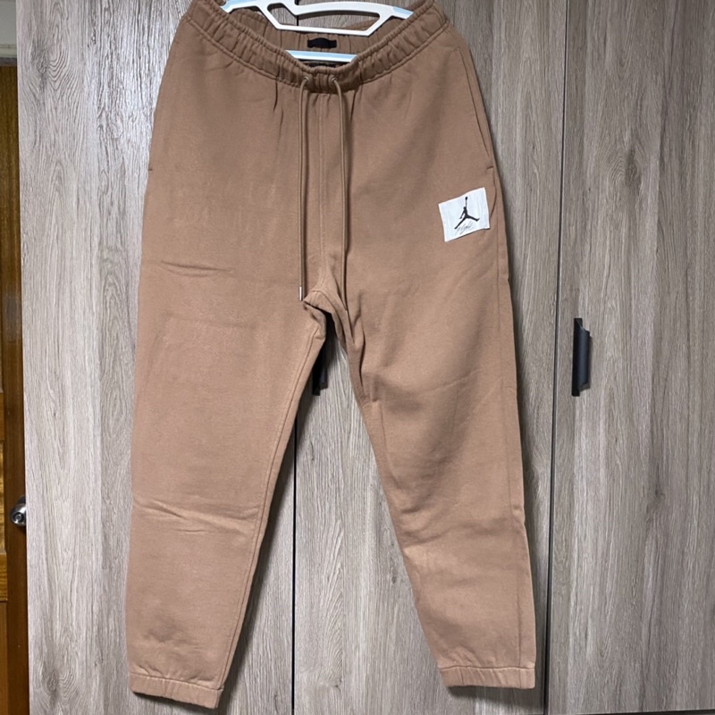 JORDAN ESS FLEECE PANT XL 棉長褲 奶茶色 摩卡 縮口 棉褲 DA9813-256