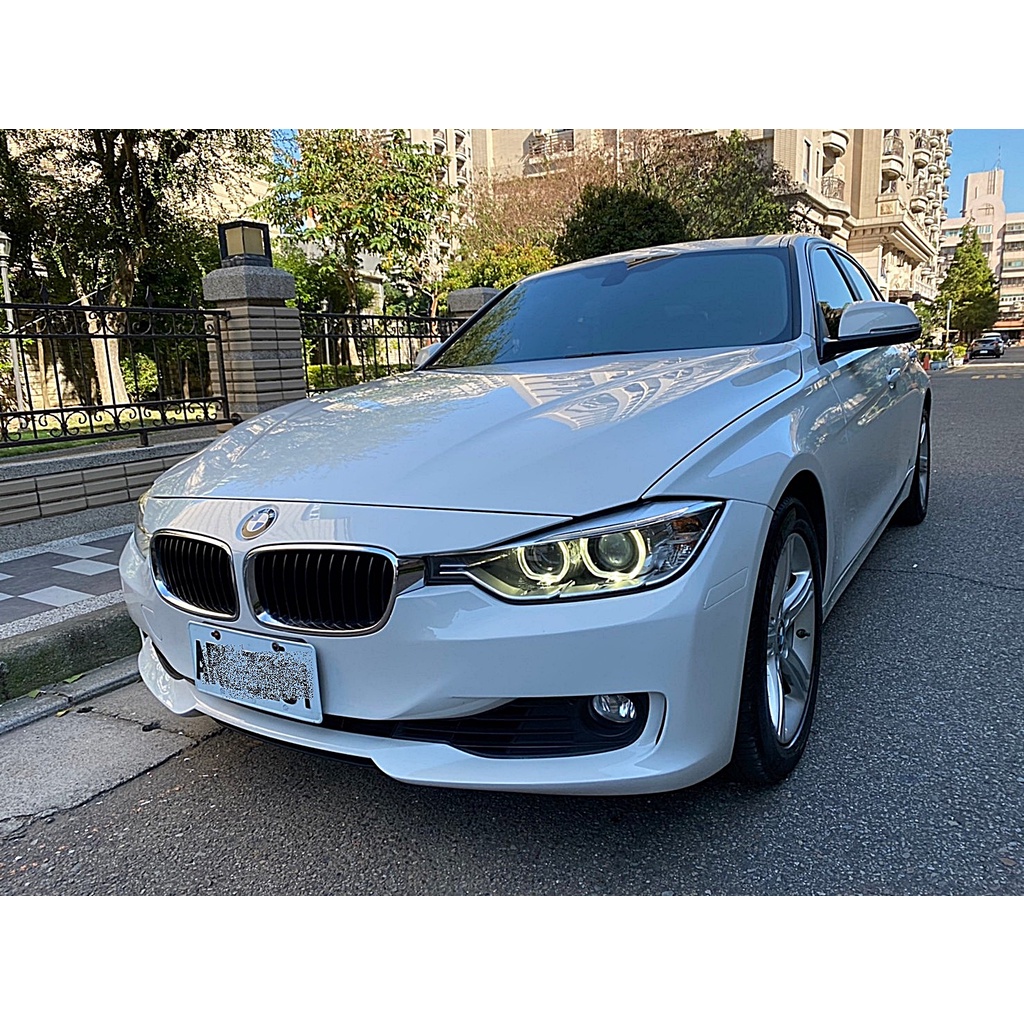 2013年 BMW 323I 一手女用車 原版件