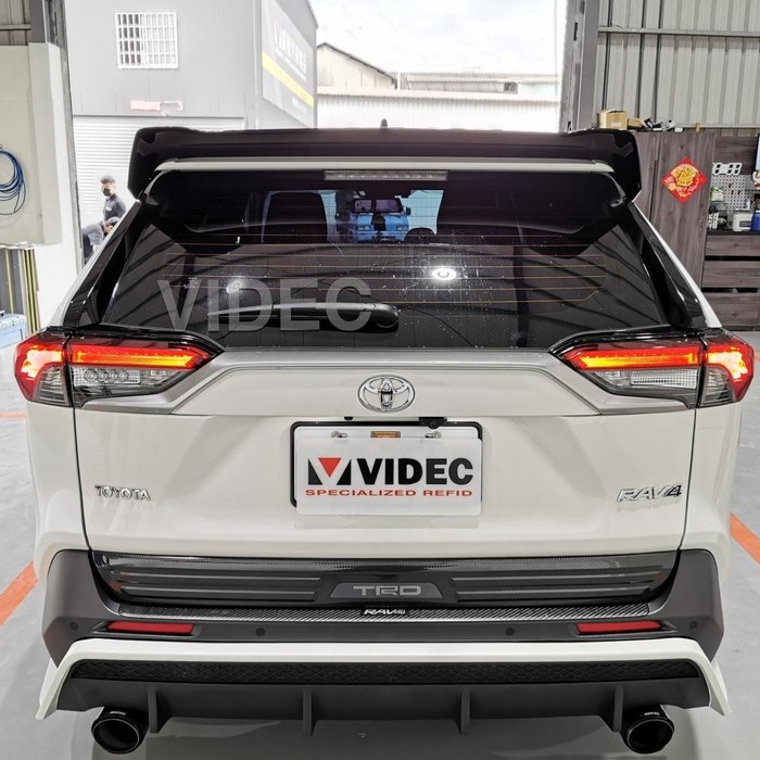 巨城汽車精品 TOYOTA 19 RAV4 5代 躍野 尾翼 ABS材質 含烤漆