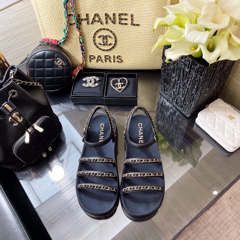 Chanel 21春夏厚底鏈條涼鞋 黑 胭脂粉 蝦皮購物