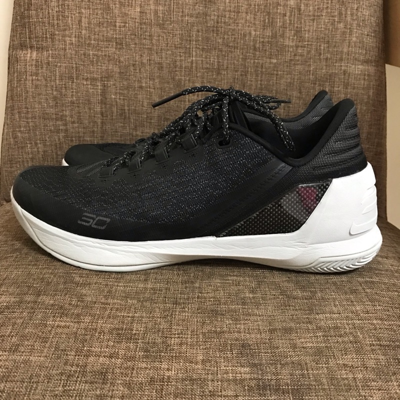 [大呎碼］Under Armour Curry 3 low US13