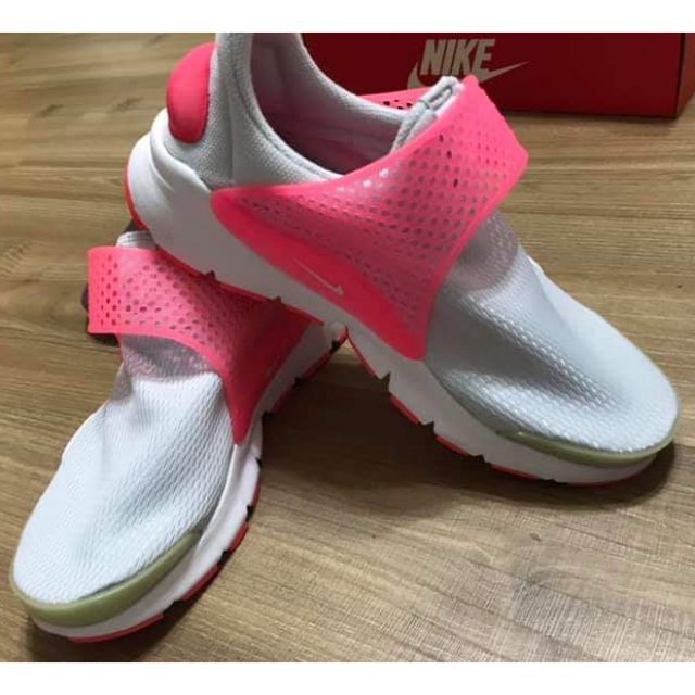 Nike sock dart gs 灰白粉