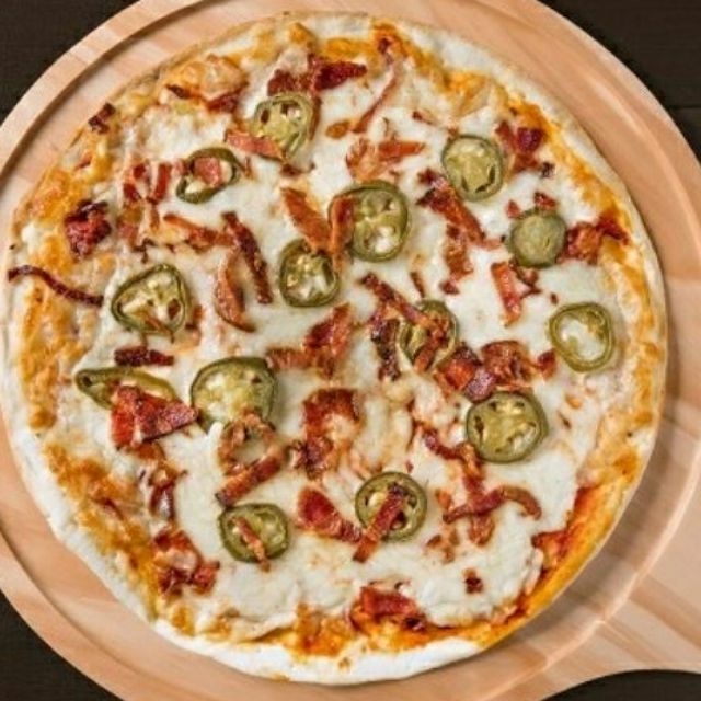 快速出貨 手工冷凍披薩 吃起來像現做的 11吋美式薄脆餅皮披薩 墨西哥辣椒培根 批發內洽 蝦皮購物