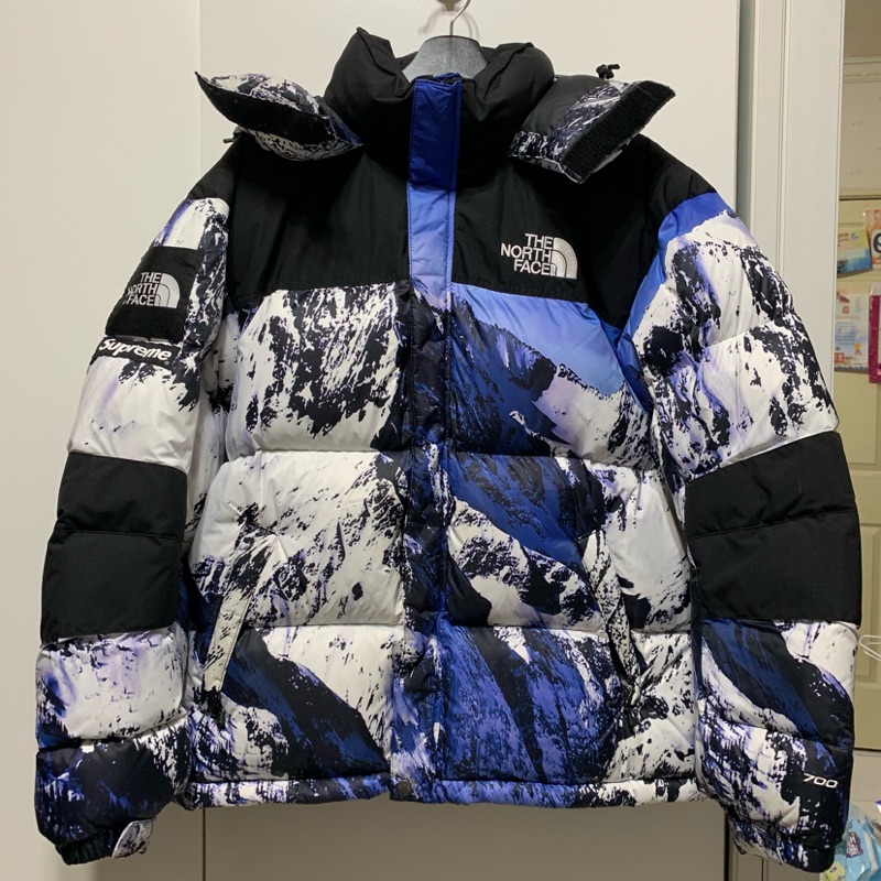 supreme x tnf mountain baltoro