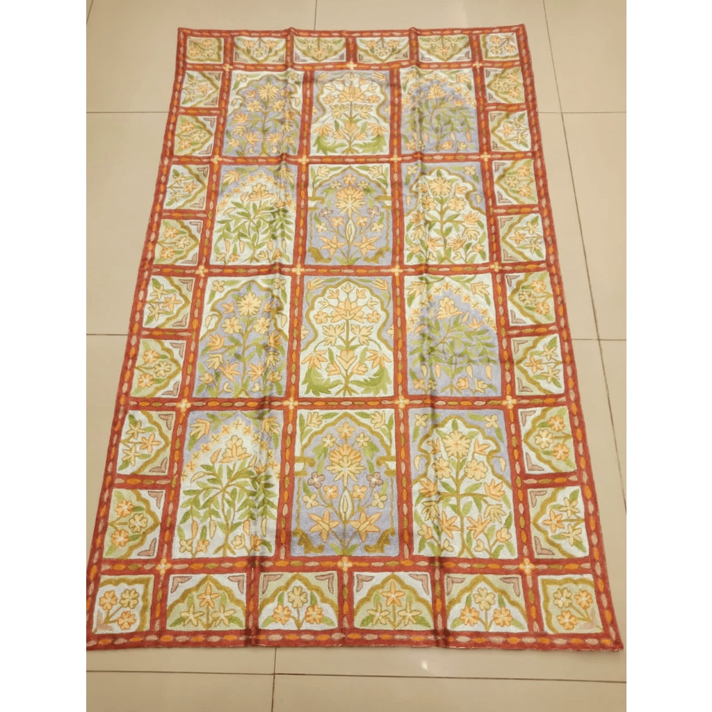 窗櫺｜印度喀什米爾 純手工蠶絲 立體鎖鏈刺繡編織地毯 窗台花園設計 居家掛毯