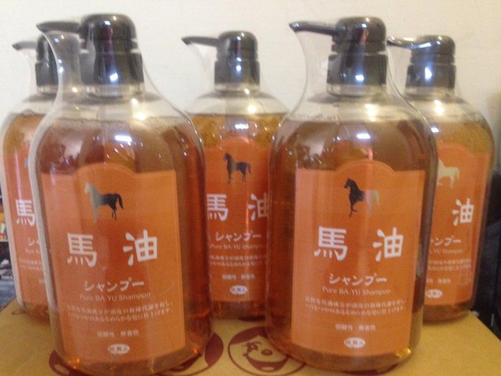 【YJ小舖】《日本進口》 日本 旅美人 馬油 沐浴乳 洗髮精  1000ml