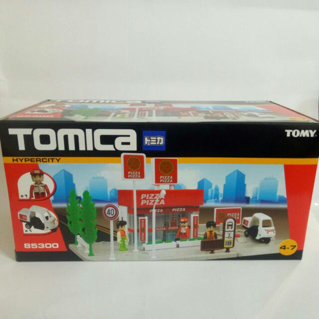 TOMY TOMICA 全新未拆封美版PIZZA專賣店（附贈外送機車及人偶）