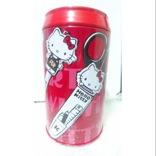 《現貨》 凱蒂貓 Hello Kitty存錢筒 存錢罐 存錢桶 圓柱撲滿 娃娃機 雜貨 幣量 kt貓系列（紅色）