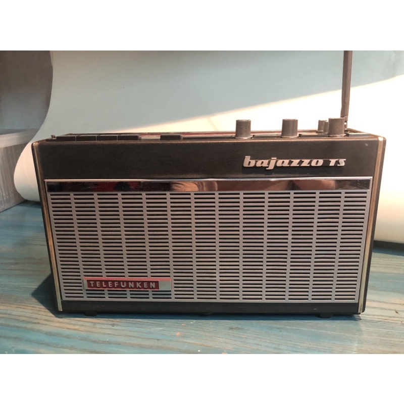 Telefunken Bajazzo Ts 201 Radio Vintage.德津芳根收音機