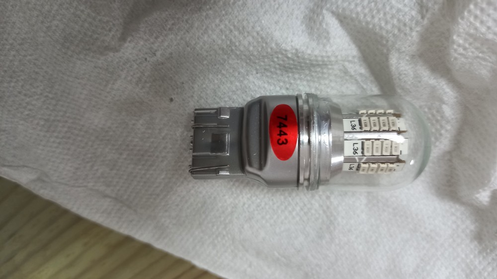 新色到 原廠暖光 Mazda Cx5 室內燈閱讀燈後車廂燈車內燈馬自達led 行李箱燈車牌燈馬5 Cx 蝦皮購物