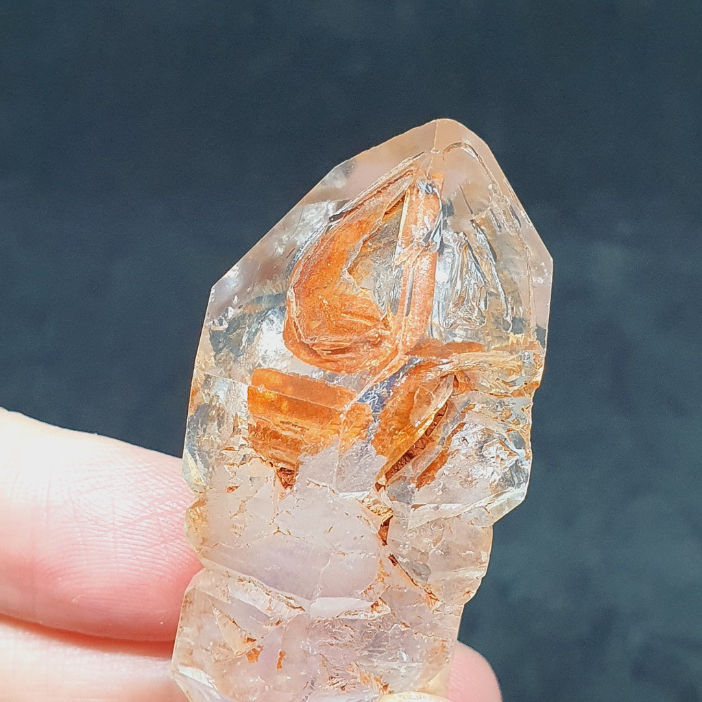 永恆之光礦石 骨幹水晶能量水晶骸骨水晶骨骸水晶窗戶水晶馬達加斯加骸骨水晶skeletal Quartz 1 蝦皮購物