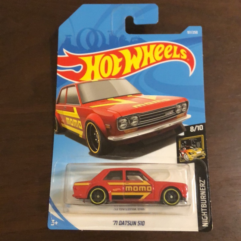 datsun momo