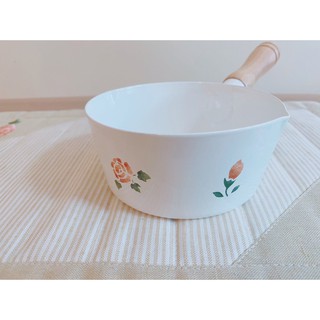 ❤️現貨 絕版已停產『（代購）全新日本田園鄉村Many陶瓷木柄牛奶鍋』11021201