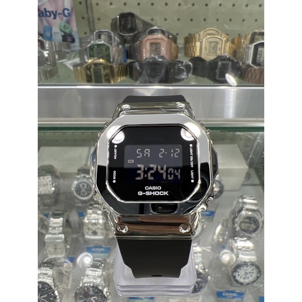 【金台鐘錶】CASIO卡西歐G-SHOCK (中性女錶) 金屬錶殼 耐衝擊構造 防水200米 GM-S5600-1
