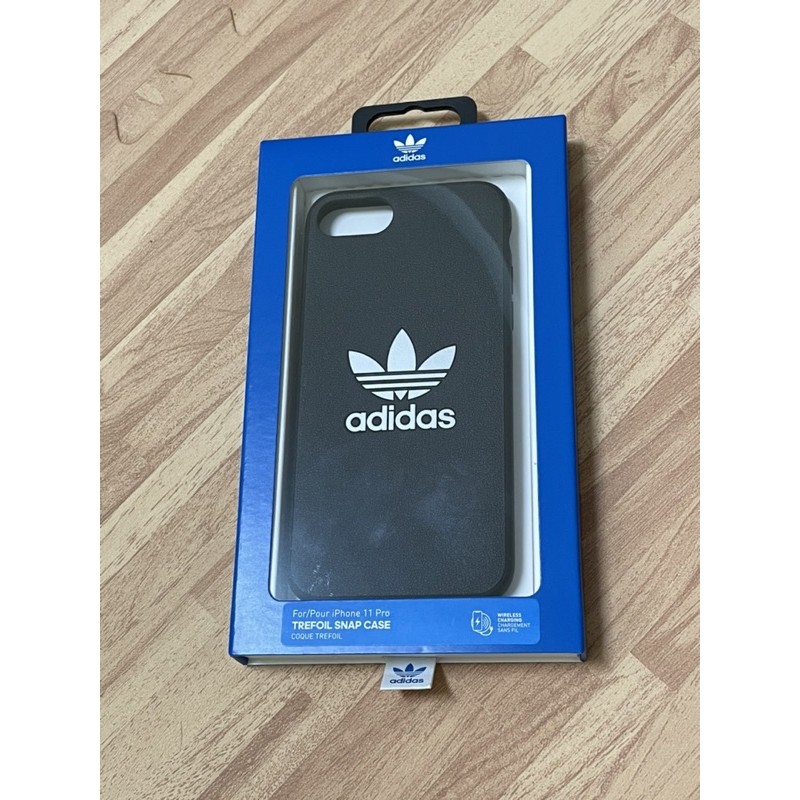 正版 愛迪達adidas手機殼 二手 近新  iphone7/8/SE2(SE2020版）4.7吋共用