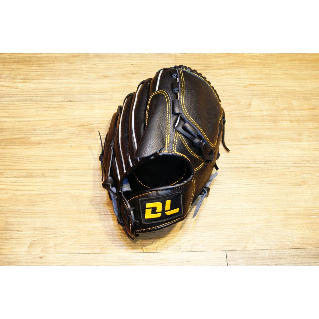 DL最新款平價的牛皮棒壘球手套 投手用 送手套袋 不景氣也要全民打棒球