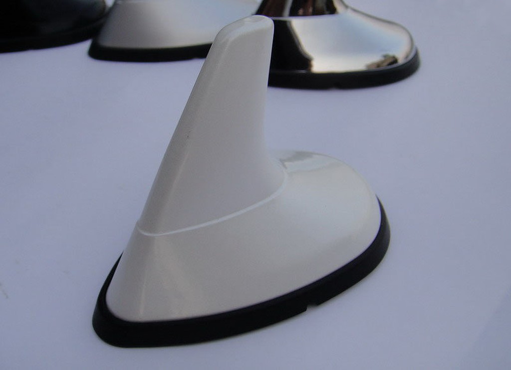 SAAB 樣式 專用 鯊魚鰭 天線 烤漆白 塑膠 ABS
