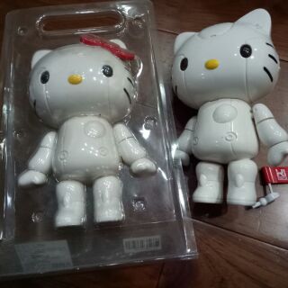 Robot kitty 兩隻公仔合售