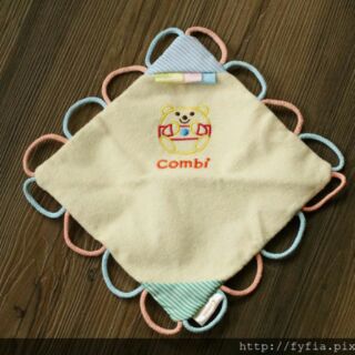Combi康貝安撫巾