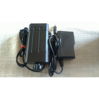 USB外接擴充防水電池盒組(3倍電力)+ 充電器+ 內含4顆日本原裝Panasonic 18650 3400mA充電電池