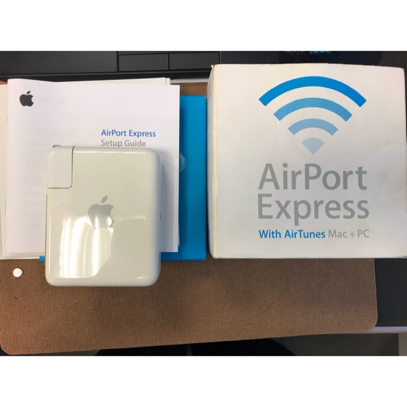 Apple airport  express wifi 無線基地台