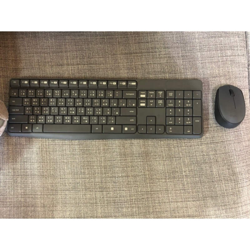 Iogitech 無線鍵盤滑鼠 (MK235)