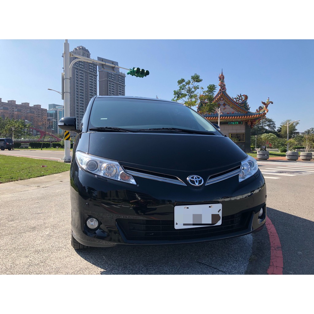 2014年Toyota Previa 2.4 vvti 小改款 七人座 僅跑八萬公里