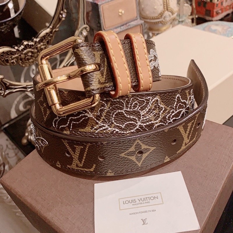 法國專櫃名牌精品 Louis Vuitton路易威登LV 咖啡色經典logo印花原花稀有絕版緹花蕾絲刺繡金色燙金腰帶皮帶