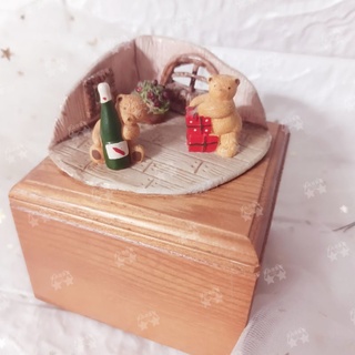 [玩具尋寶圖] [N] [O]早期日本帶回復古老物英國製陶瓷小熊木製音樂收納盒