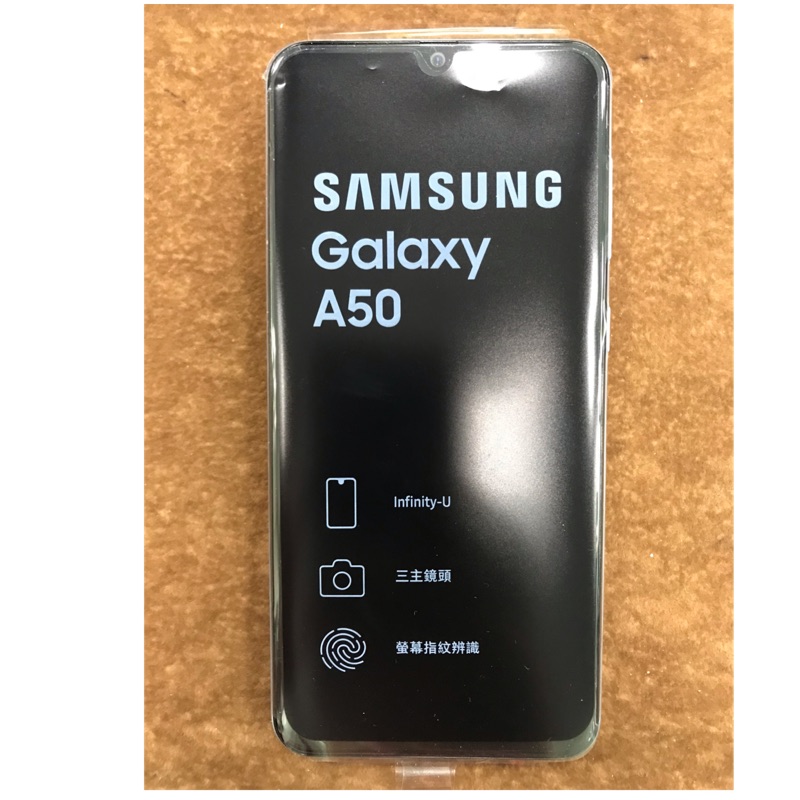 SAMSUNG Galaxy A50 白