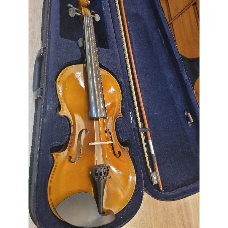 《 美第奇樂器》二手實木小提琴4/4（ 狀況佳） 拿到後即可立即使用， 無需再整理