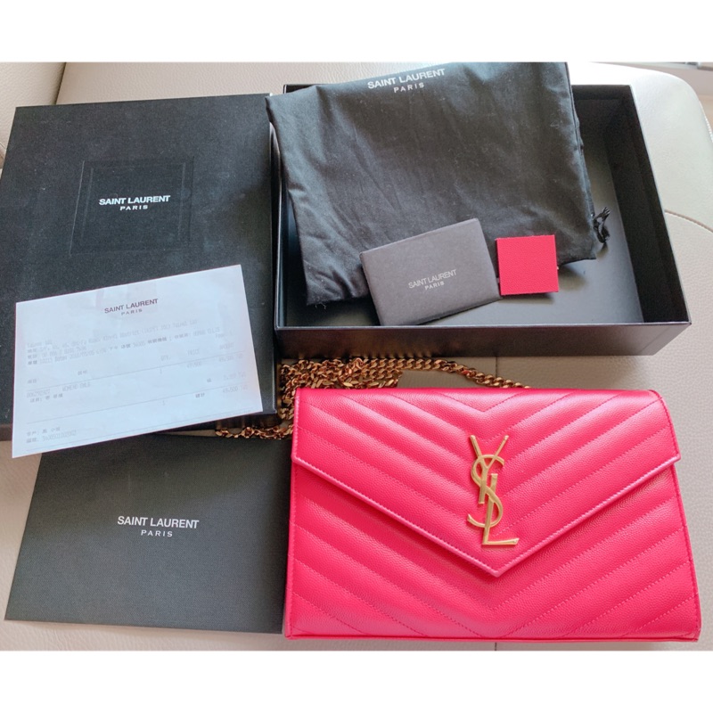 Ysl Woc 保證正品購證全配二手大款信封包桃紅色金鍊卡夾超多很好用大手機也可以放 已售出 蝦皮購物