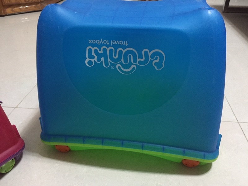 travel toy box