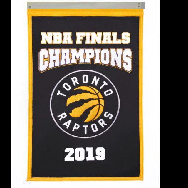 2019 NBA總冠軍多倫多暴龍旗幟