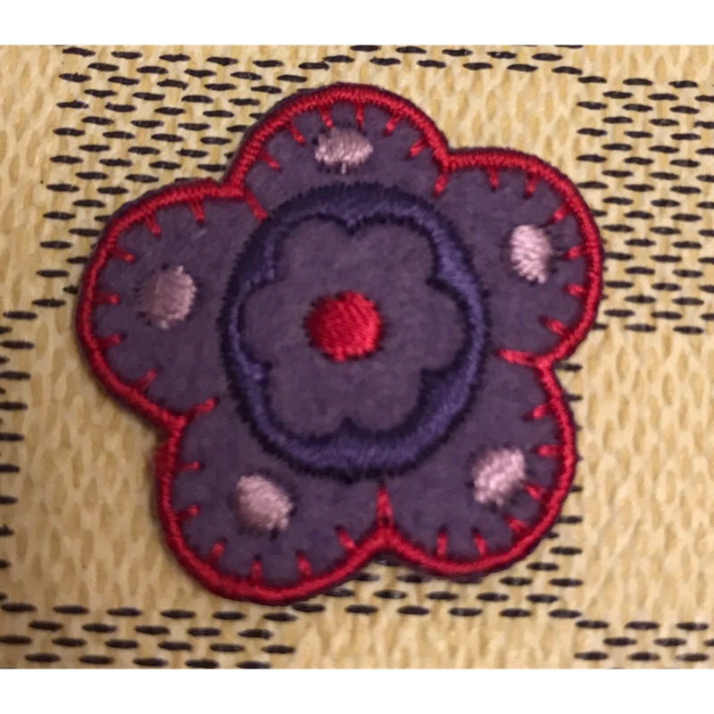 花朵精緻刺繡熱燙貼/燙布/徽章/縫紉/手工DIY