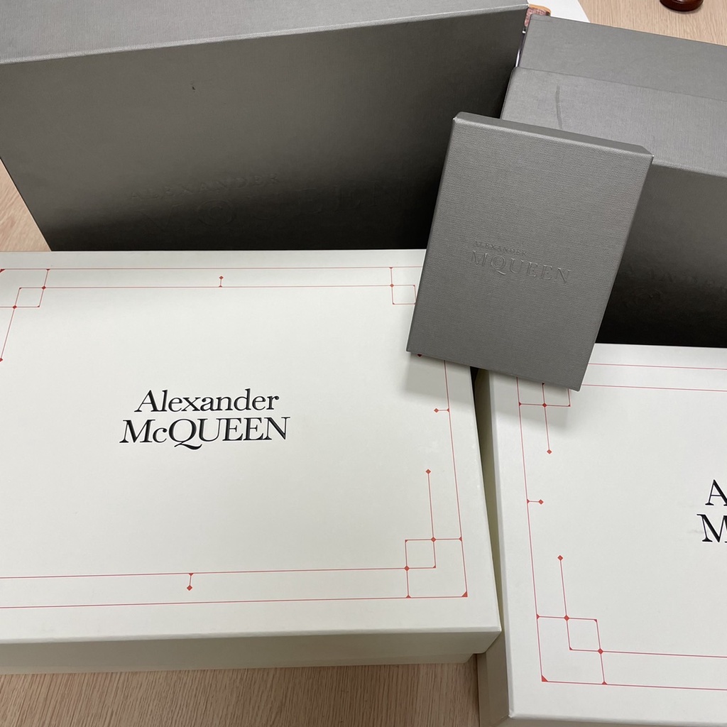 Alexander McQueen 鞋盒 專櫃紙盒 精品正貨紙盒 包裝盒 紙袋 代購