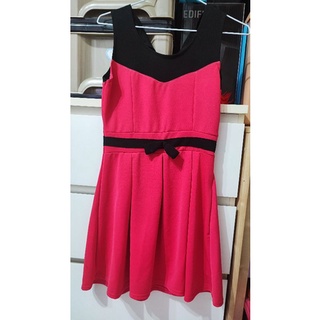全新，桃紅色洋裝，連身裙，削肩小洋裝
