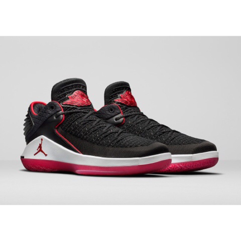 jordan aj xxxii low boys