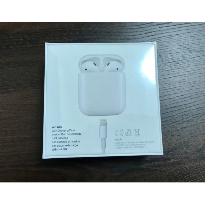 Apple AirPods 2 搭配有線充電盒 (MV7N2TA/A) 全新品未拆封