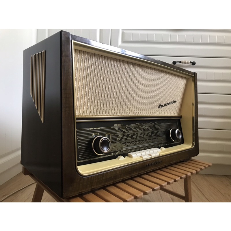 1957 西德製 TELEFUNKEN Concertion 8 真空管收音機