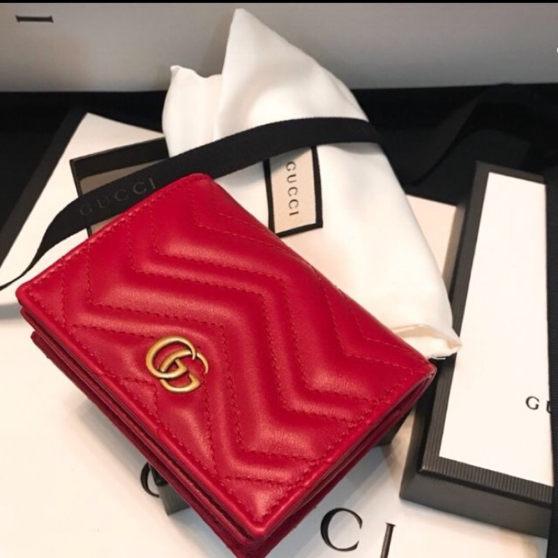 GUCCI GG Marmont matelasse系列絎縫紋牛皮金屬雙G LOGO暗釦卡夾/零錢包保證真品