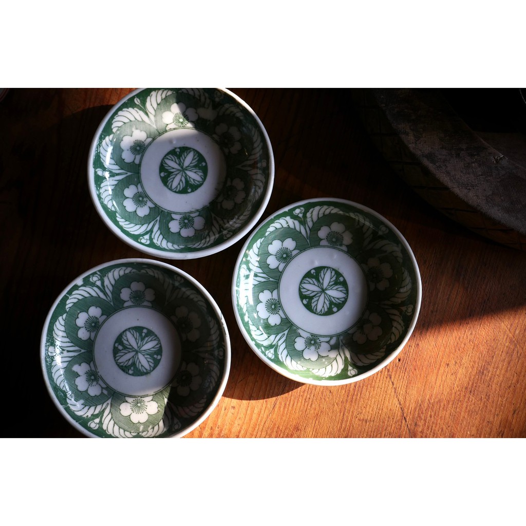 日本日式花柄抹茶綠陶瓷瓷器小皿盤お皿小菜碟和食器甜點店咖啡 蝦皮購物