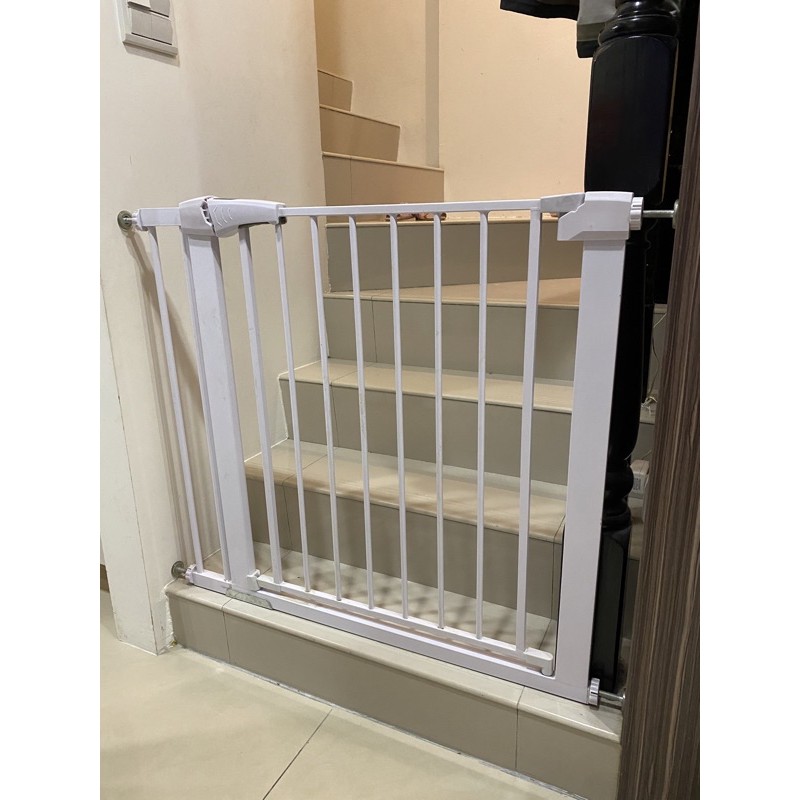 for yoyo111276二手兒童安全門欄。嬰兒圍欄 樓梯防護欄 雙向開關