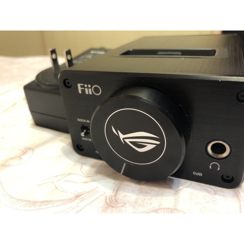 二手 FIIO E9 桌上耳擴 耳機擴大機 另代購 R9 M15 M15S M17 K9PRO Q7 R7 M11可詢問