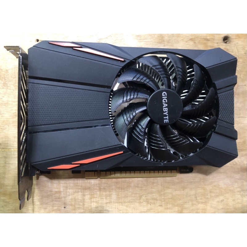 ｛保固期限任你選專案｝技嘉GTX1050 2GD5/OC、二手良品顯示卡、卡新、約九成二新