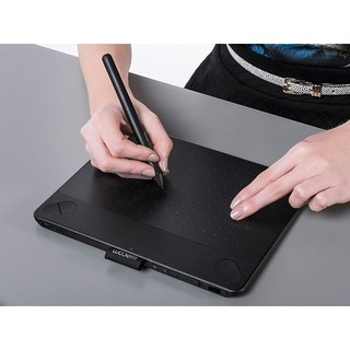 《台北快貨》Wacom CTH-490 Intuos Art Pen & Touch Small 數位繪圖板
