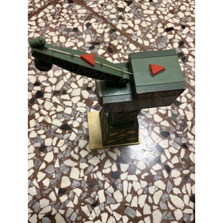 Peggy6693玩具商舖～湯瑪士原木電動吊車～二手特價中