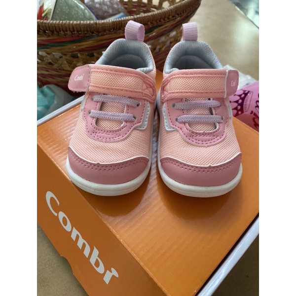 Combi學步鞋粉色