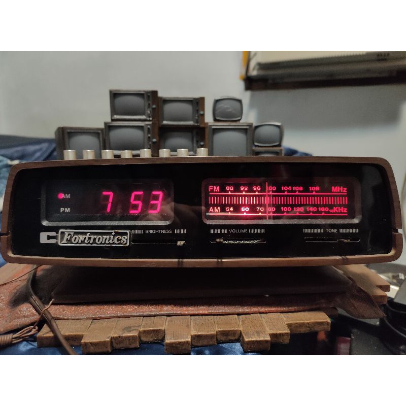 古董鬧鐘收音機 螢光管收音機 早期收音機