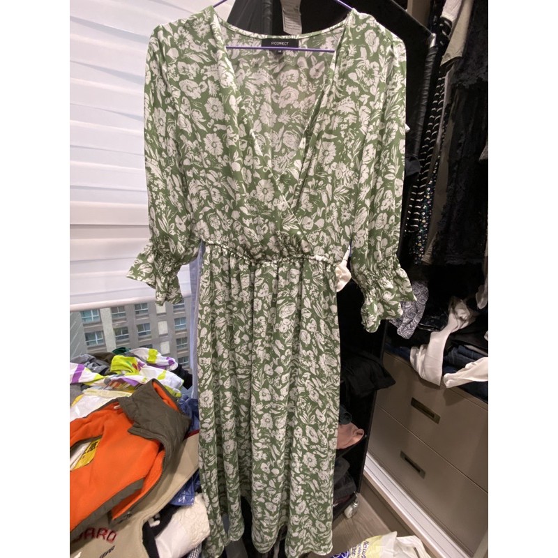 韓國 H: connect 碎花v領長洋裝 縮口袖 綠色